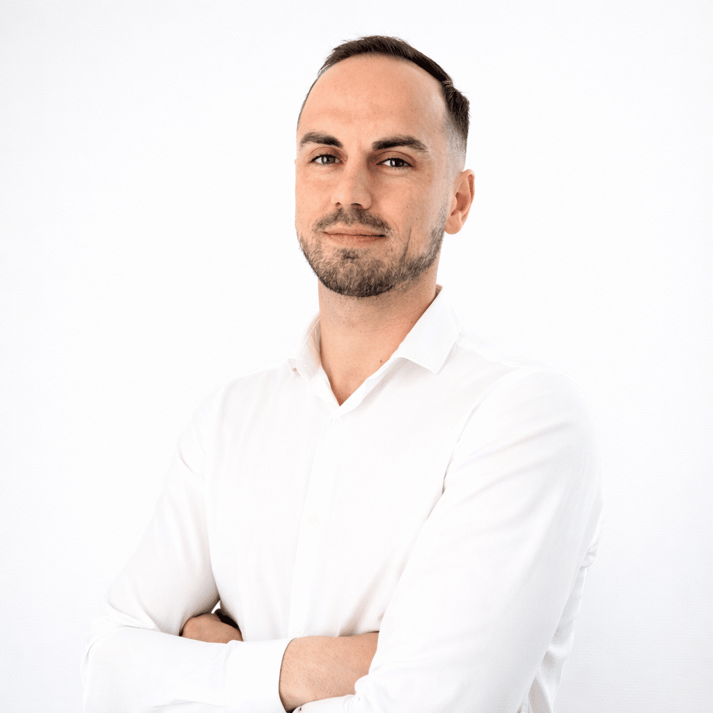 Jules Huet, fondateur de Normandie Diag Expertise et diagnostiqueur immobilier certifié à Caen
